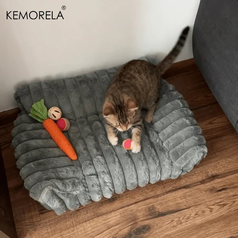 1PCS Cat Sofa Bed-Soft Polyester Pet Bed with Striped Design, Breathable for All Seasons,Suitable for Small to Medium Cat